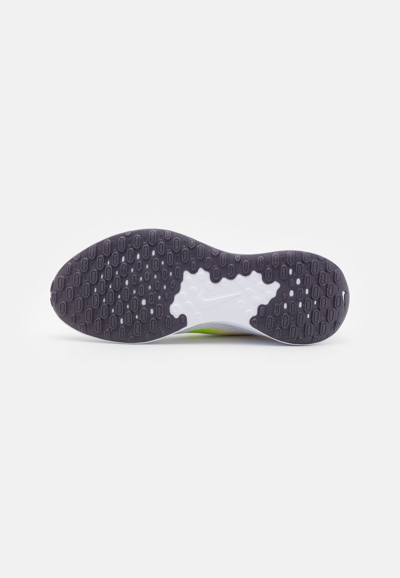 Nike Performance Nike Performance REVOLUTION 7 - Neutral running shoes Discount Store für neue Produkte