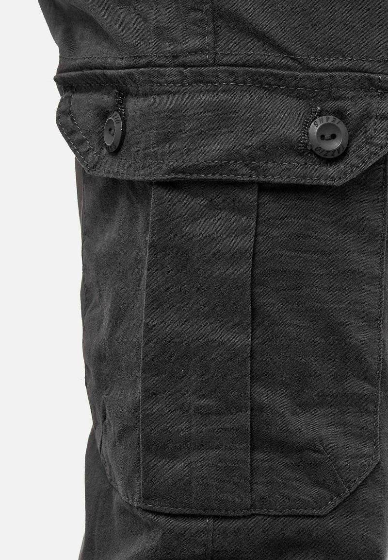 Tazzio Tazzio Cargo trousers - anthrazit Versandkostenfrei