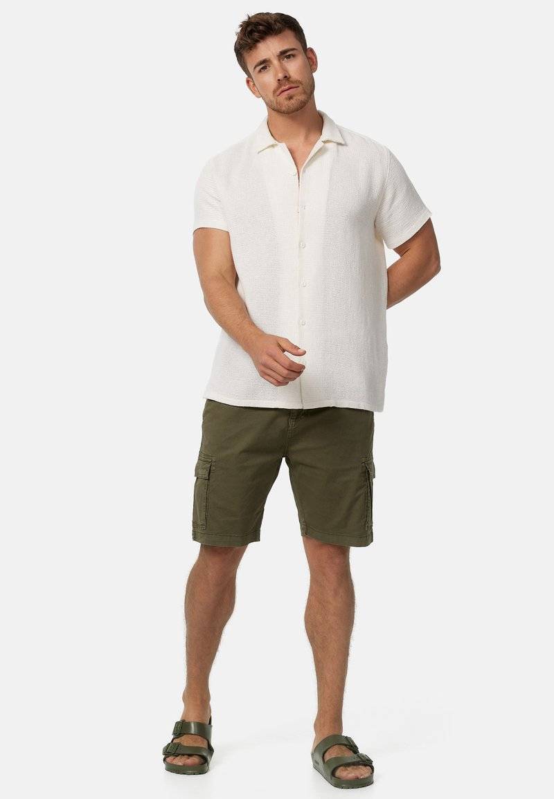 INDICODE JEANS INDICODE JEANS KINNAIRD - Shorts - army Begrenztes Angebot