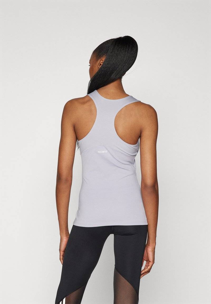 adidas Performance adidas Performance TECHFIT RACERBACK - Top - glory grey Bis zu 55% Rabatt