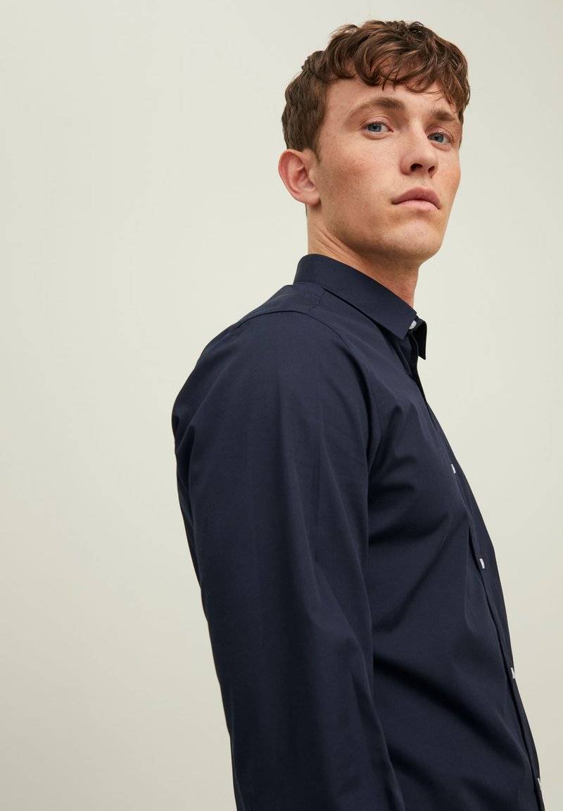 Jack & Jones Jack & Jones JJJOE SHIRT PLAIN - Formal shirt - navy blazer Begrenztes Angebot