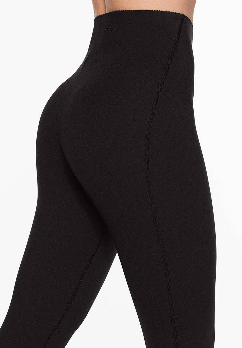OYSHO OYSHO COMPRESSIVE WAIST CONTROL ANKLE-LENGTH - Leggings - black Kostenlose Rückgabe
