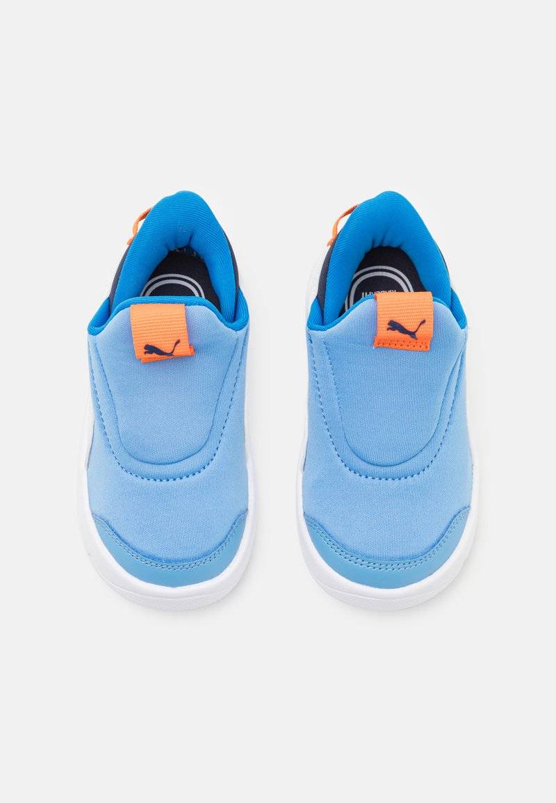 Puma Puma COURTFLEX V3 EASE IN UNISEX - Training shoe Cyber Monday