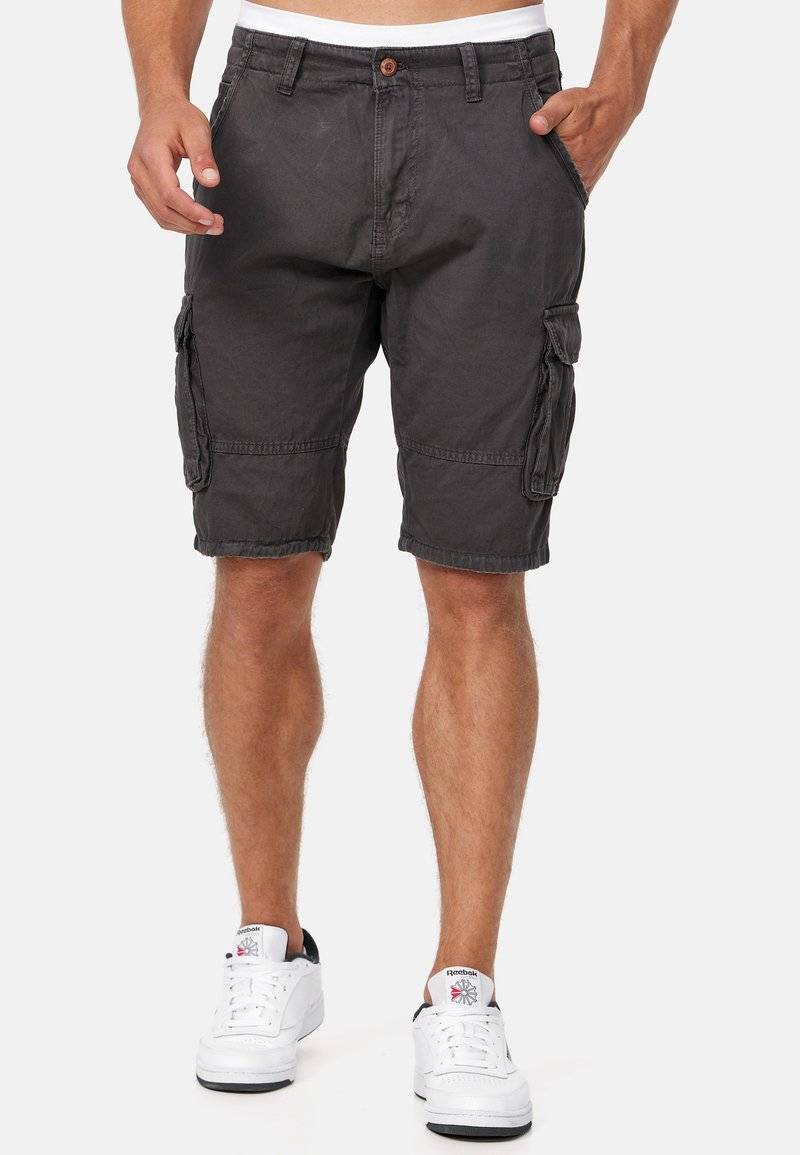 INDICODE JEANS INDICODE JEANS MONROE - Shorts - raven Kauf eins, bekomm eins gratis