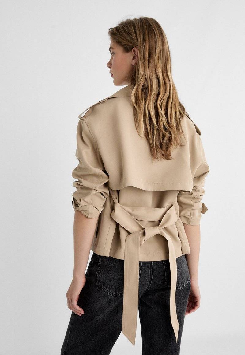 Stradivarius Stradivarius WITH BELT - Summer jacket - beige Tiefpreis