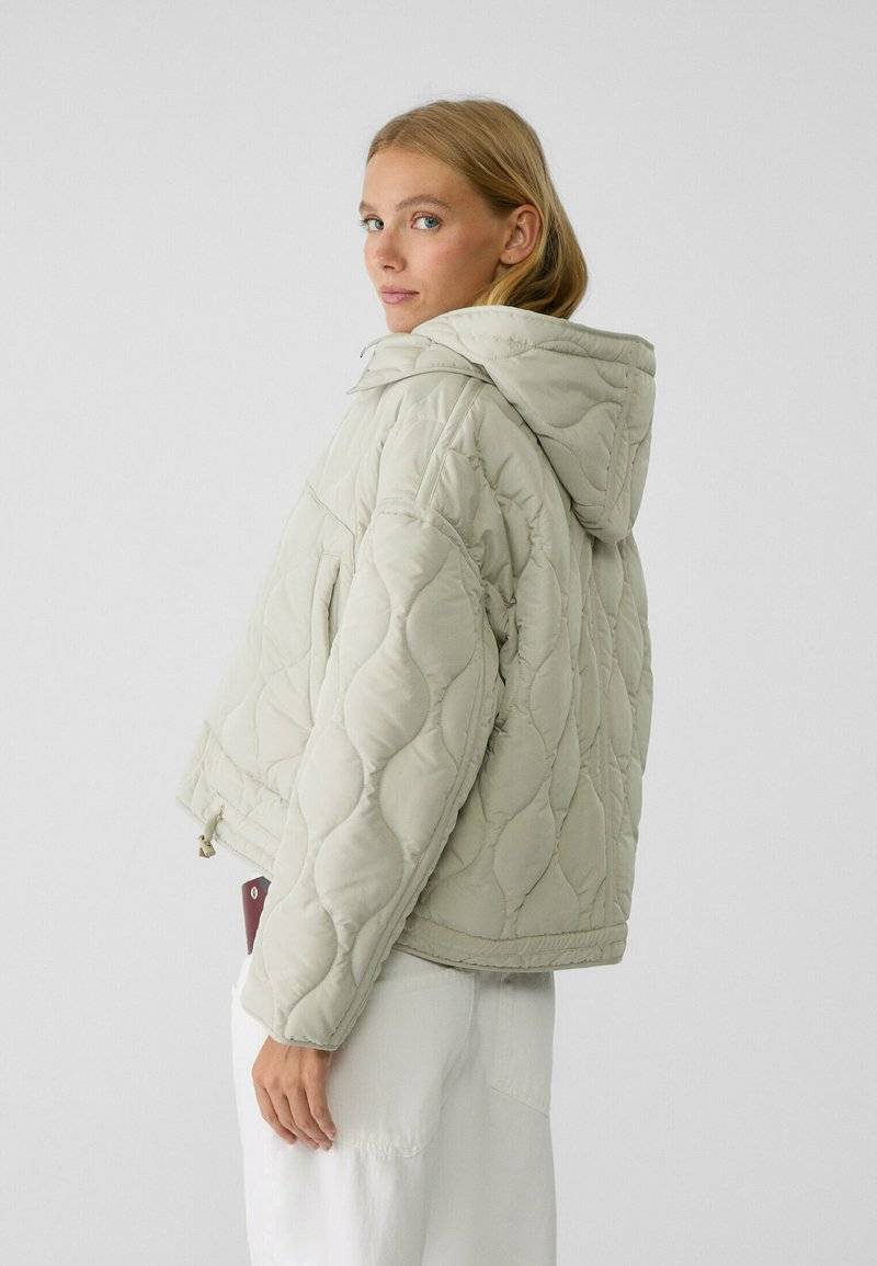 Stradivarius Stradivarius PUFFER - Winter jacket - white Letzter Tag