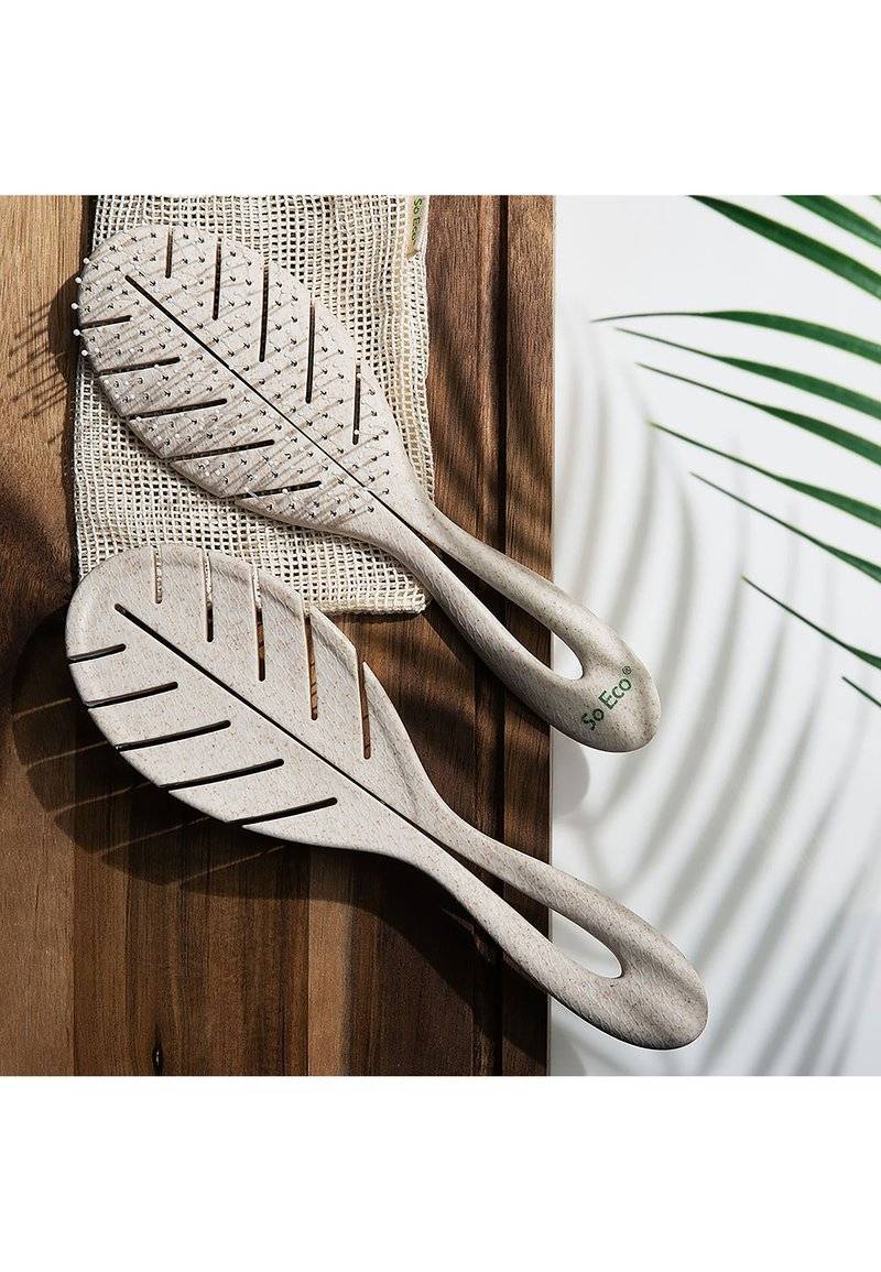 So Eco So Eco SO ECO BIODEGRADABLE DETANGLING LEAF BRUSH - Brush - stone zollfrei