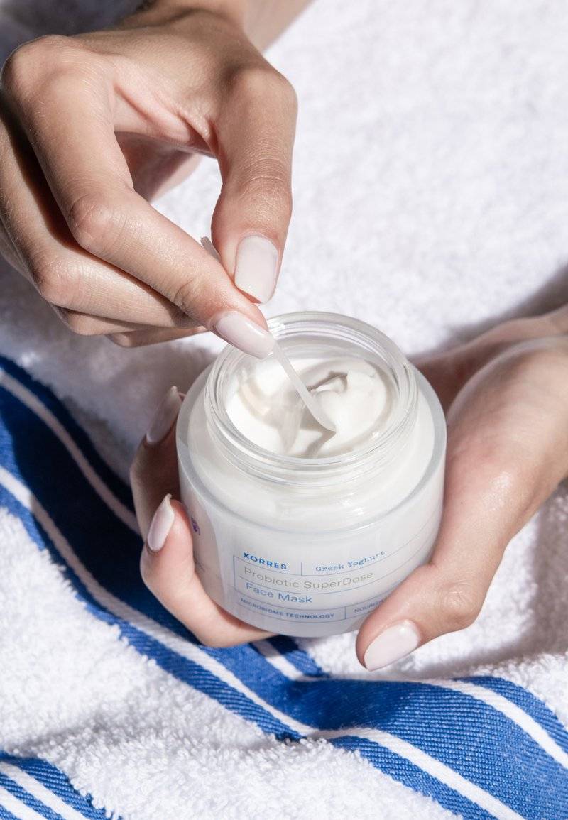 KORRES KORRES YOGHURT HYDRA-BIOME FACE MASK - Face mask Outlet