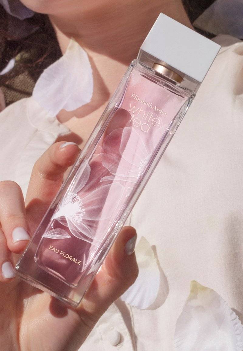 Elizabeth Arden Elizabeth Arden WHITE TEA EAU FLORALE EAU DE TOILETTE - Eau de Toilette Großer Ausverkauf