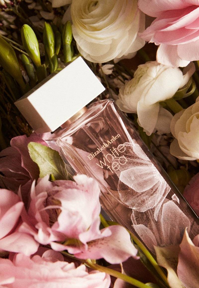 Elizabeth Arden Elizabeth Arden WHITE TEA EAU FLORALE EAU DE TOILETTE - Eau de Toilette Großer Ausverkauf