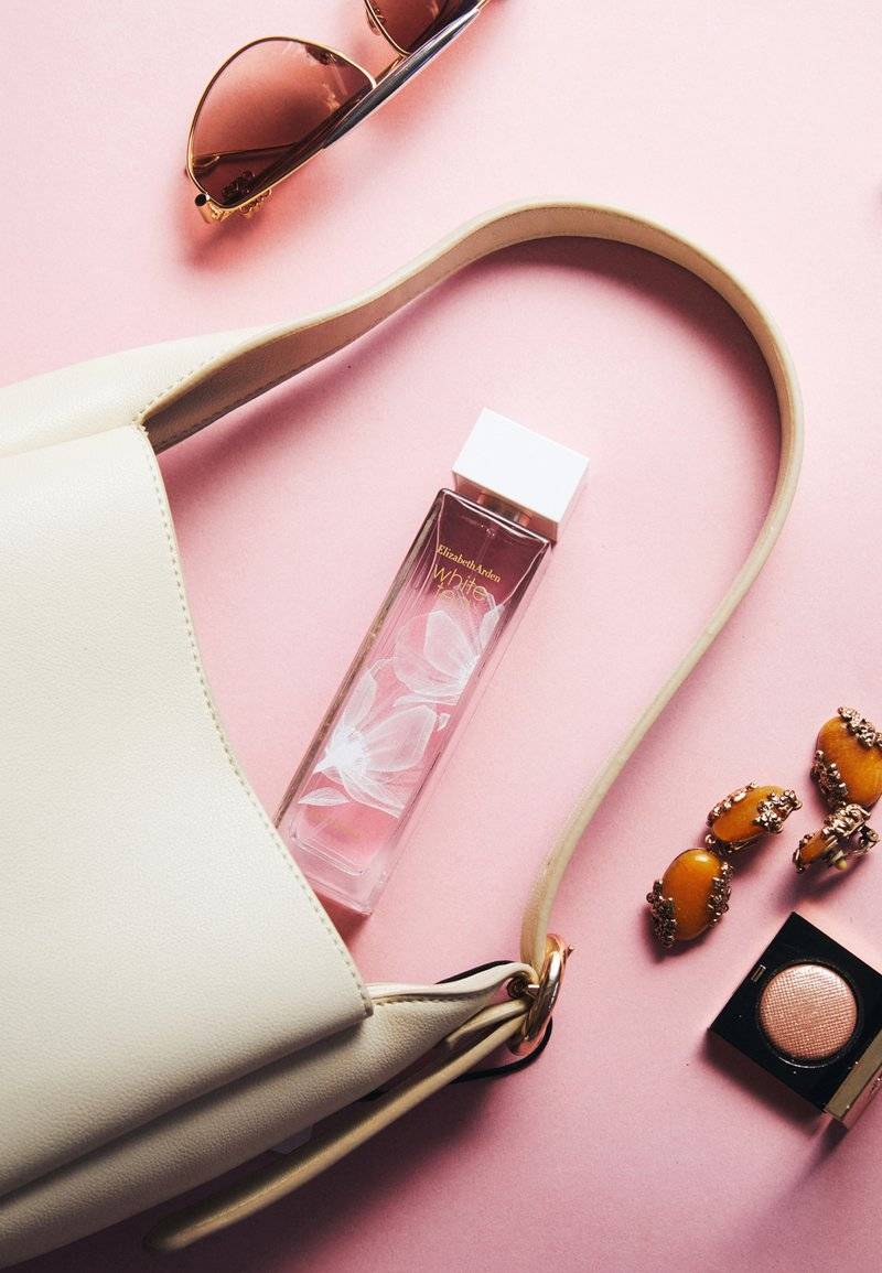 Elizabeth Arden Elizabeth Arden WHITE TEA EAU FLORALE EAU DE TOILETTE - Eau de Toilette Großer Ausverkauf