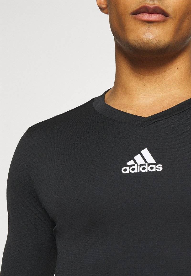 adidas Performance adidas Performance TEAM BASE TEE - Undershirt - black Kauf eins, bekomm eins gratis