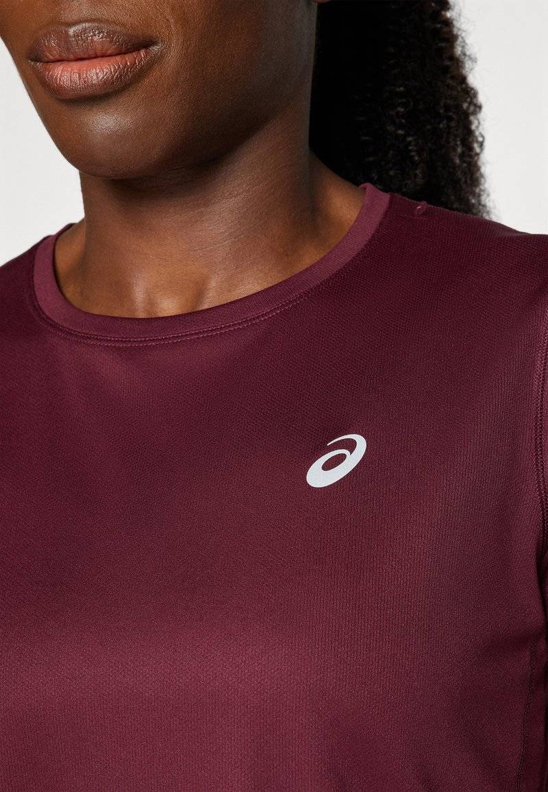 ASICS ASICS CORE TOP - Sports T-shirt - deep mars Tägliche Deals