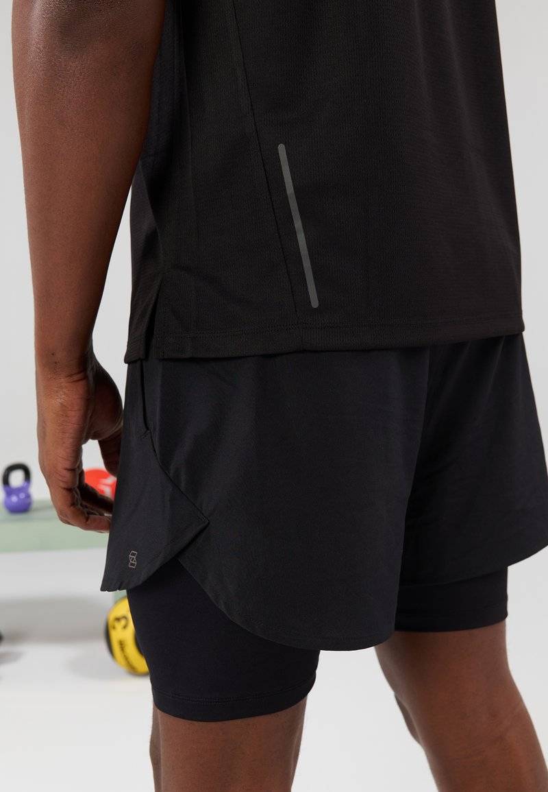 Pier One Sport Pier One Sport Basic T-shirt - black Letzte 2 Tage