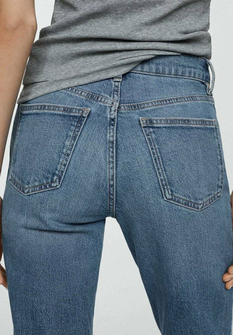 Mango Mango Relaxed fit jeans - medium blue Im Verkauf