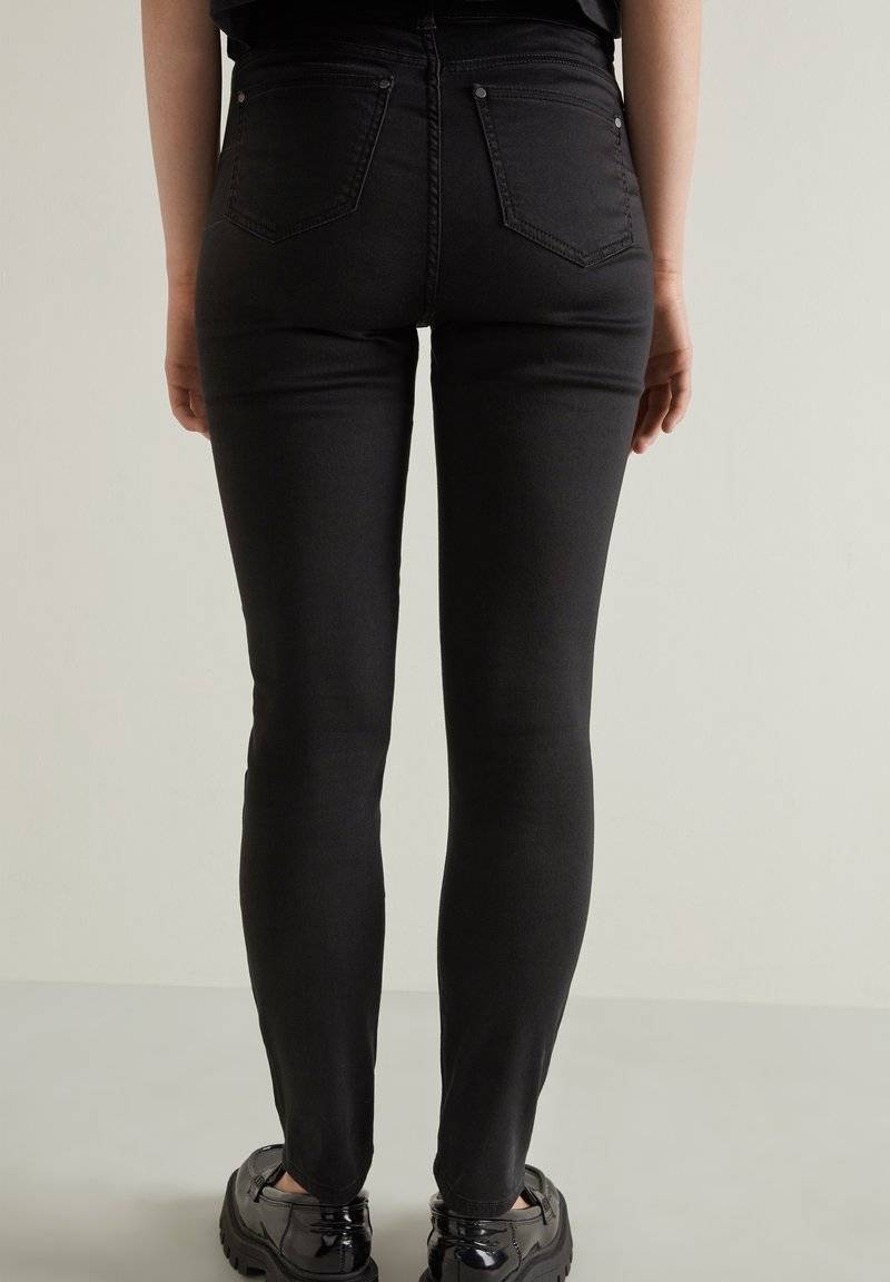 Tezenis Tezenis PUSH-UP - Slim fit jeans - nero Fabrikpreis