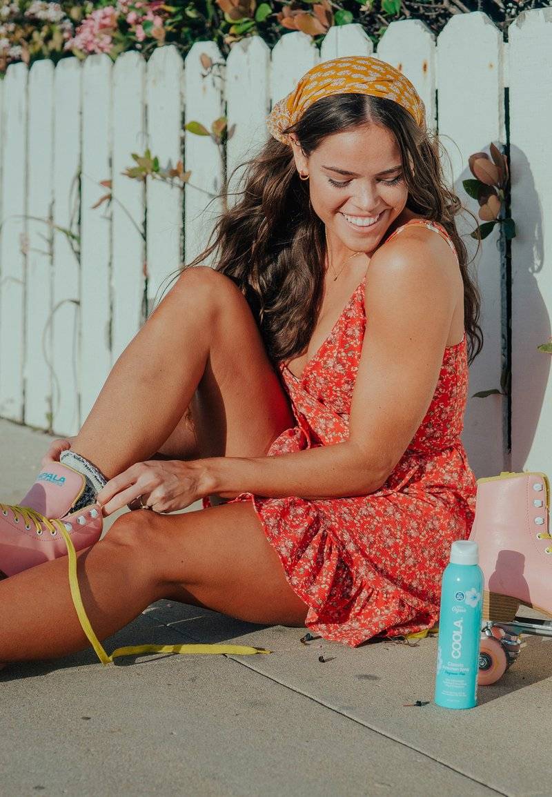 Coola Coola CLASSIC SPF 50 BODY SPRAY UNSCENTED - Sun protection Osterangebot