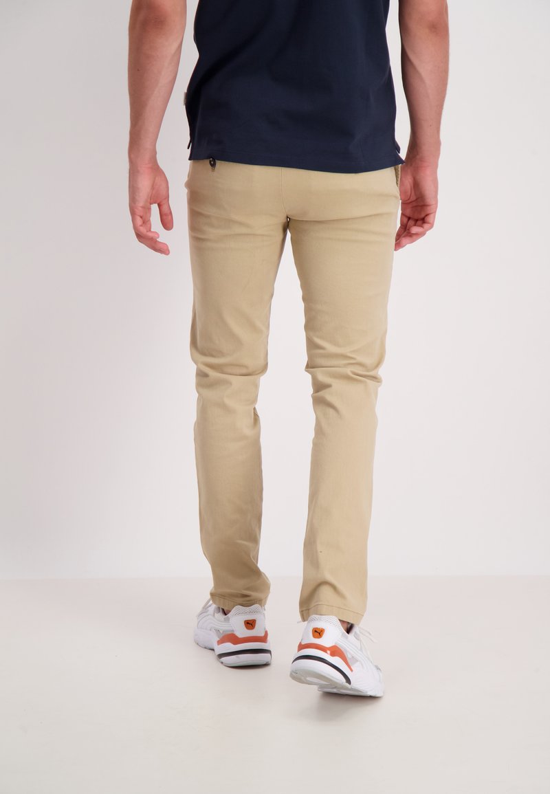Lindbergh Lindbergh SUPERFLEX - Chinos - sand Limitierter Zeitrabatt