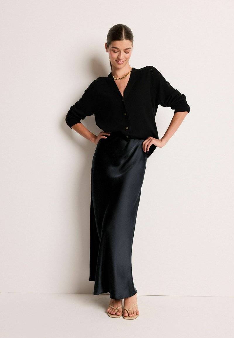 Next Next Maxi skirt - black Fabrikladen