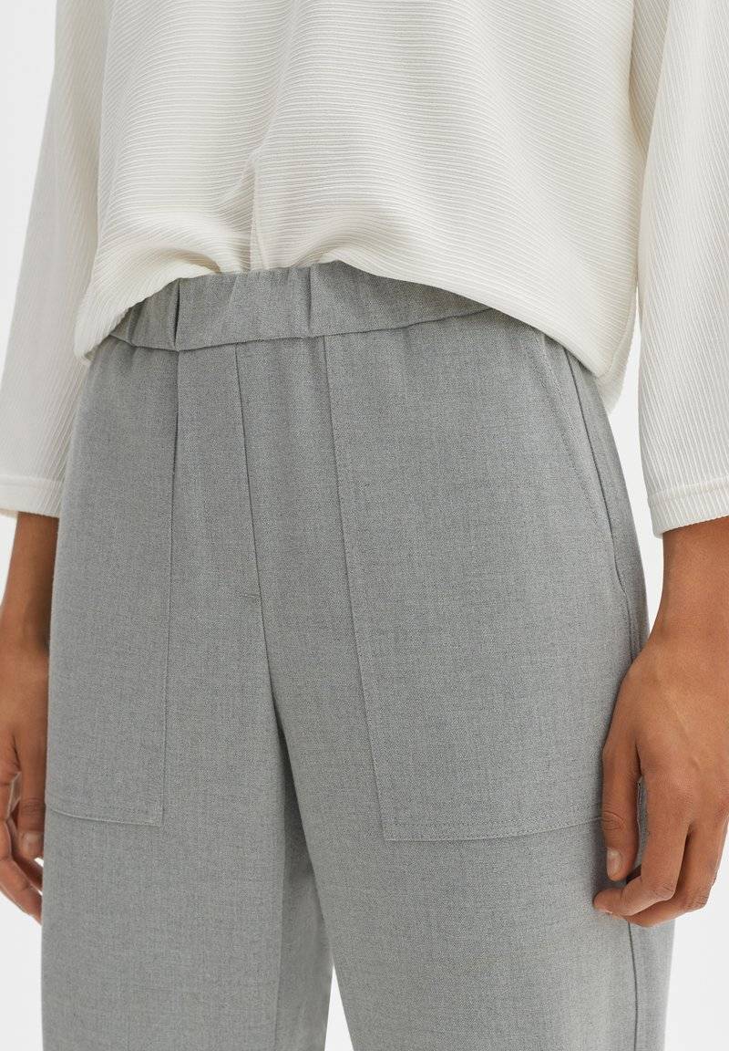 Opus Opus MYHA - Tracksuit bottoms - hazy fog melange Im Verkauf