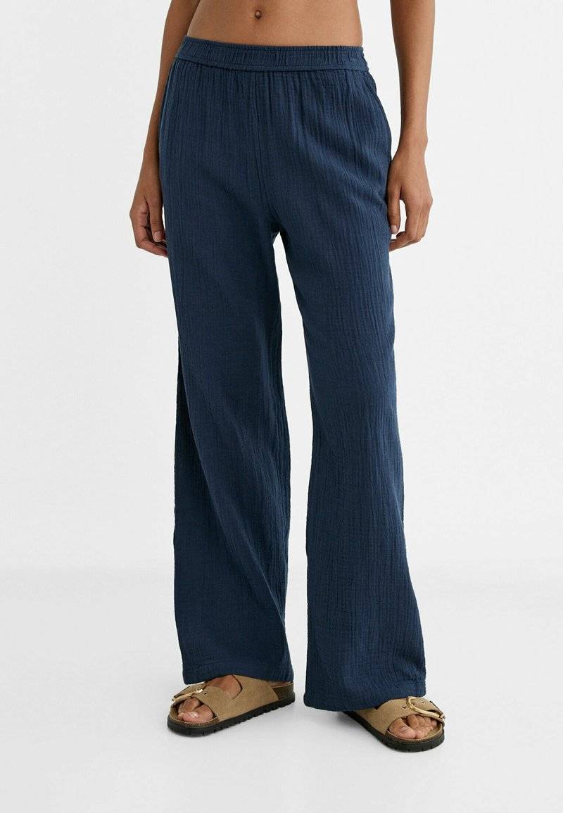 Stradivarius Stradivarius WITH ELASTICATED WAISTBAND - Trousers - dark blue Meist gekauft