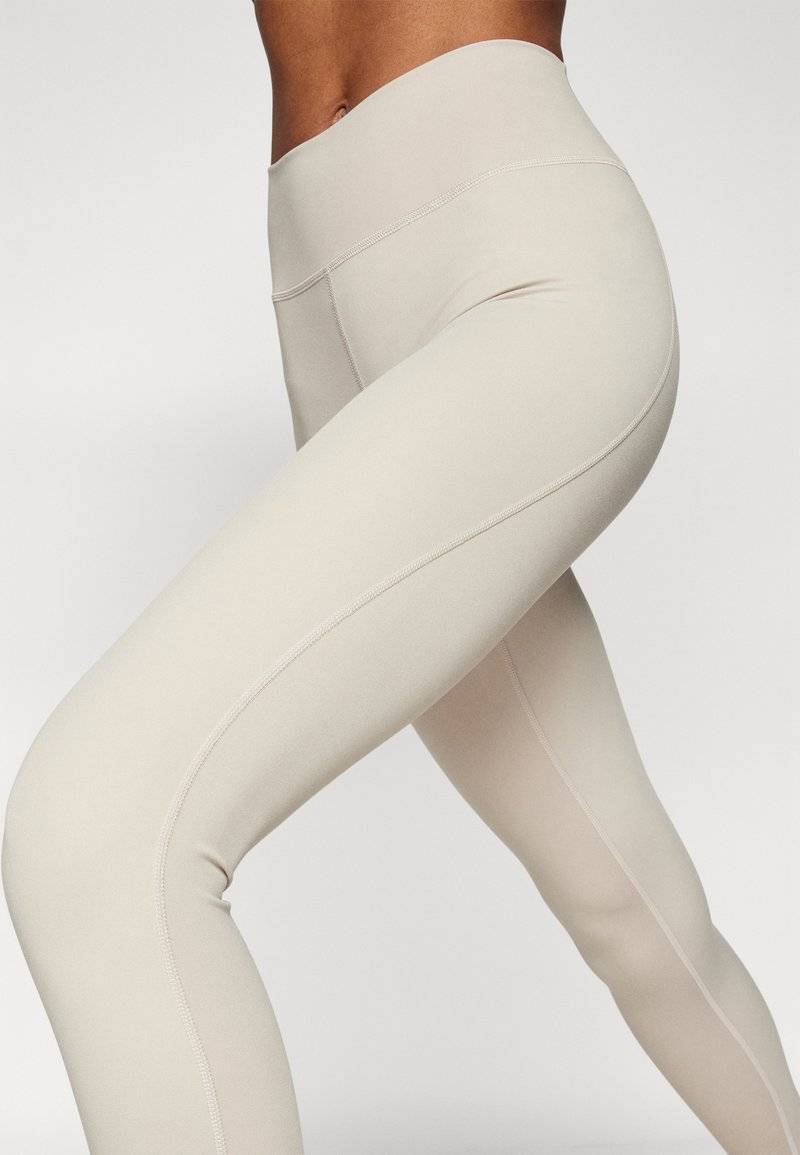 adidas Performance adidas Performance ALL ME ESSENTIALS FULL-LENGTH - Leggings - beige Preisnachlass