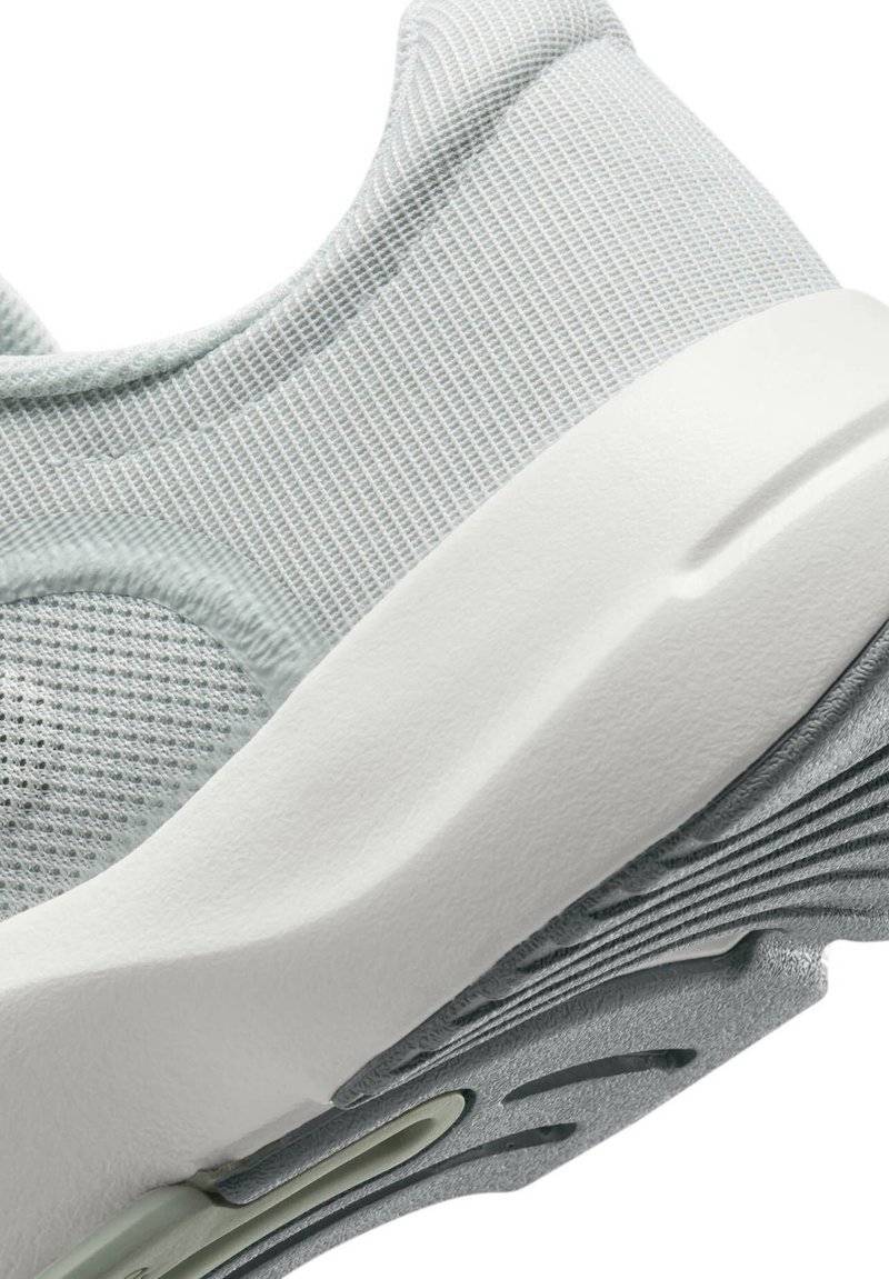 Nike Performance Nike Performance IN SEASON TR 13 - Training shoe - light green Saisonale Angebote