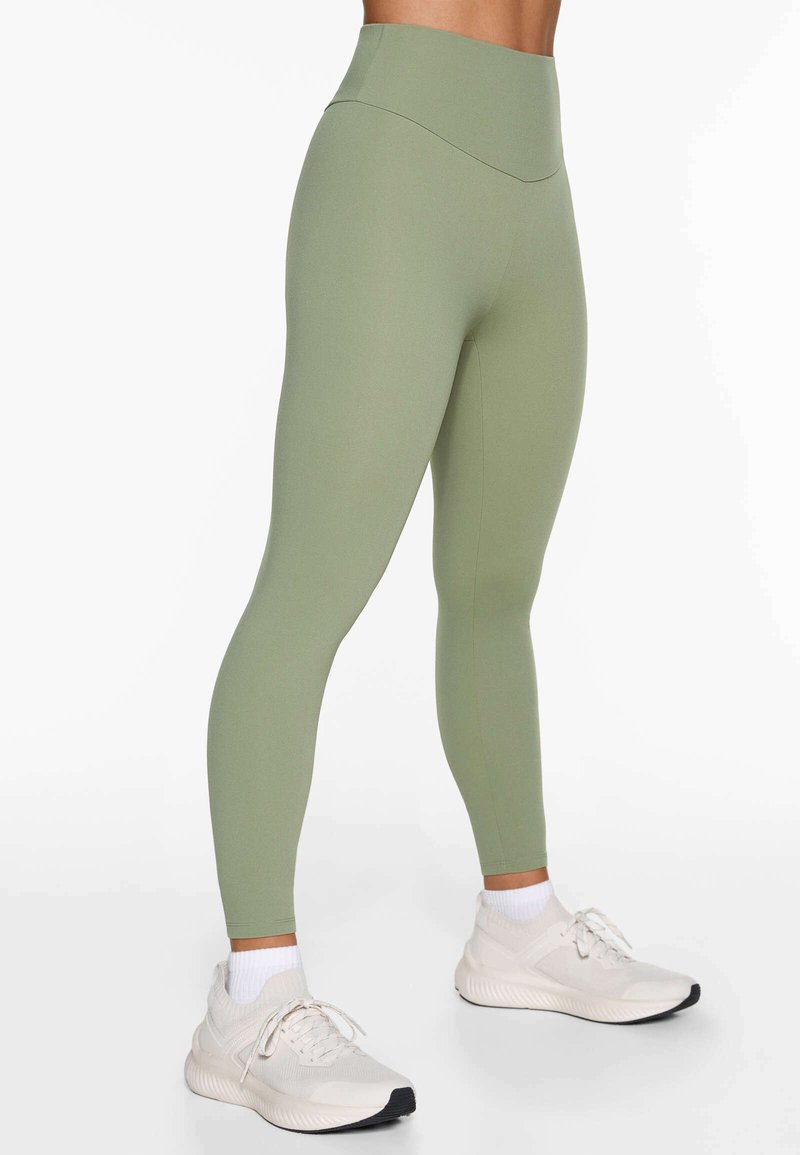 OYSHO OYSHO COMFORTLUX SUPER-HIGH-RISE ANKLE-LENGTH - Leggings - light green