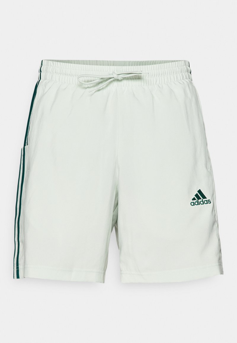 adidas Sportswear adidas Sportswear AEROREADY ESSENTIALS CHELSEA 3-STRIPES - Sports shorts - linen green Valentinstagsangebot