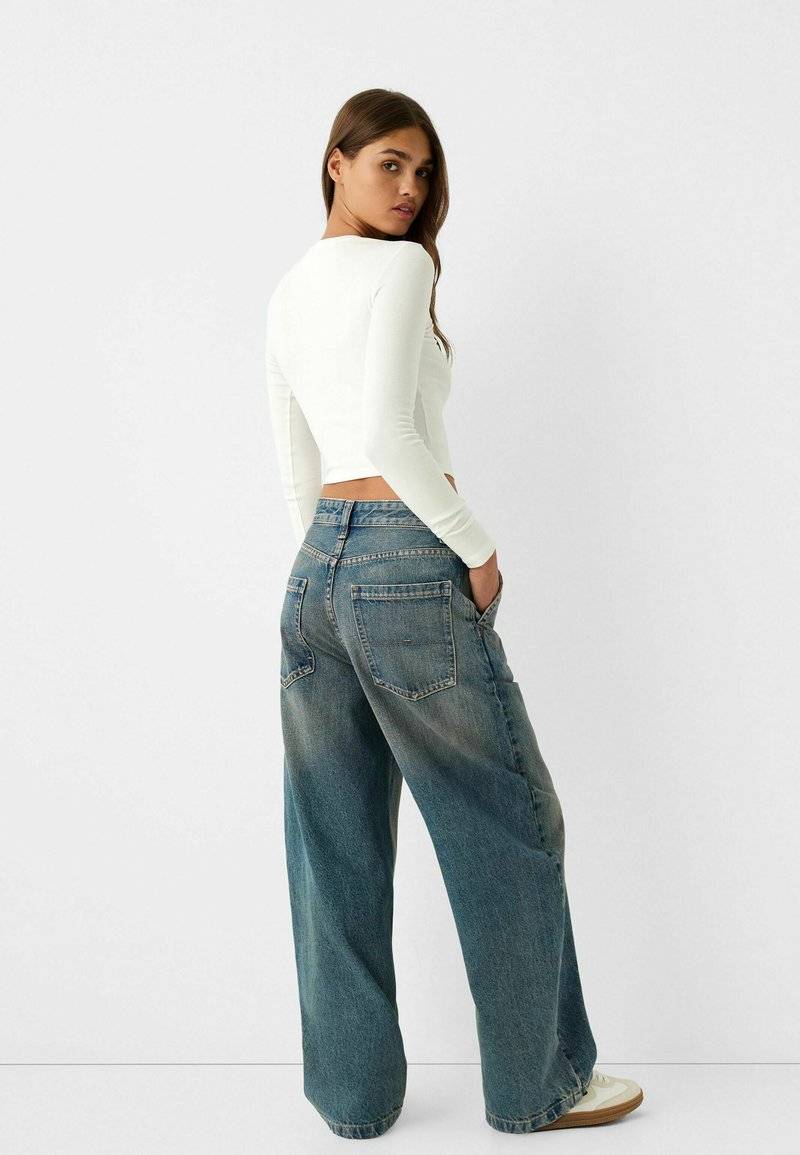 Bershka Bershka Relaxed fit jeans - green Letzter Tag