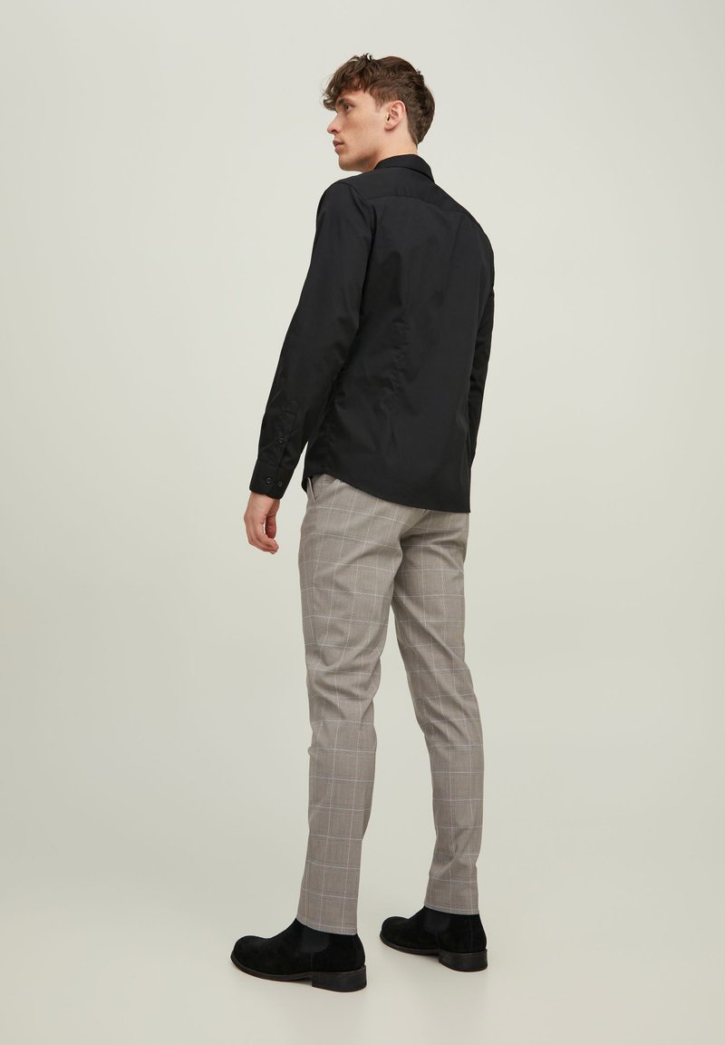 Jack & Jones Jack & Jones JJJOE SHIRT PLAIN - Formal shirt - black Super Rabatt