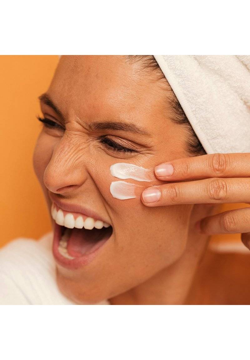Origins Origins GINZING™ ULTRA-HYDRATING ENERGY-BOOSTING CREAM UPGRADE - Face cream Rabatte dieses Monats