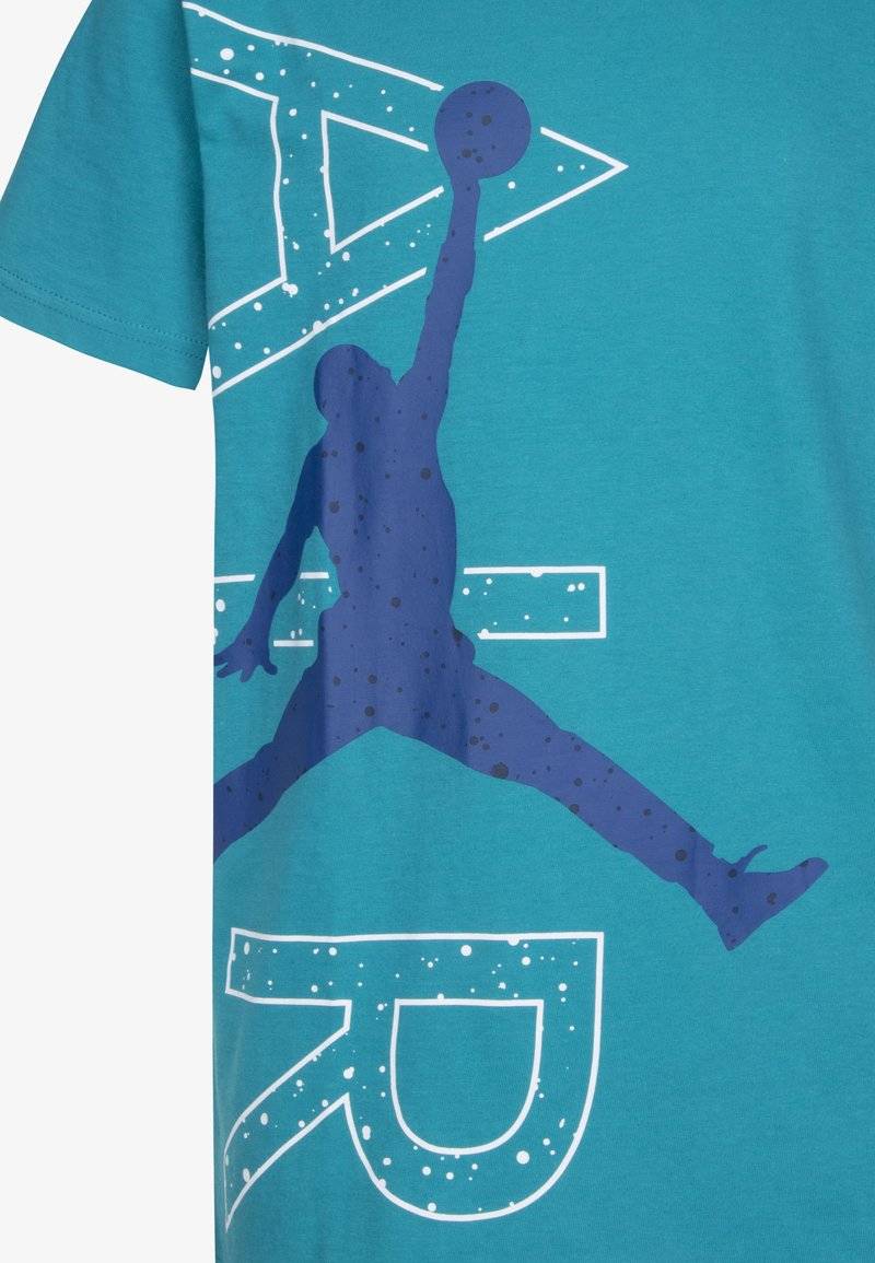 Jordan Jordan COURTSIDE SHORT SLEEVE TEE - Print T-shirt - new emerald Cyber Monday