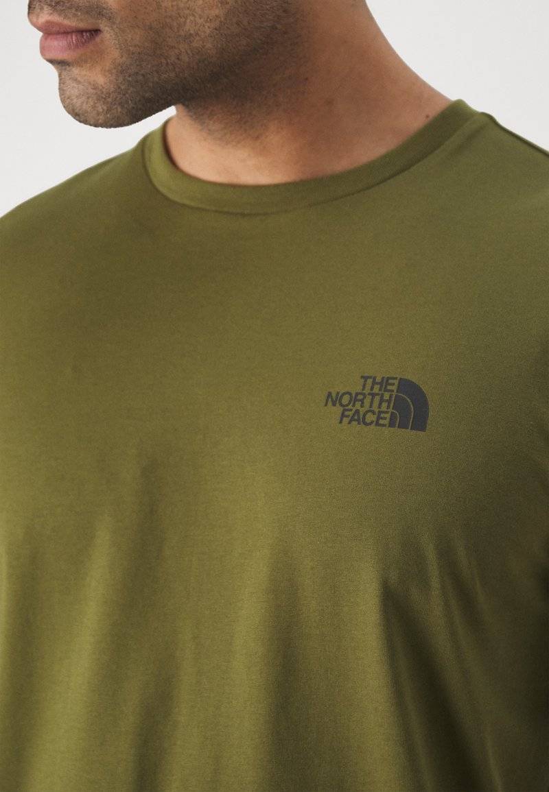 The North Face The North Face SIMPLE DOME - Print T-shirt - forest olive Online Outlet