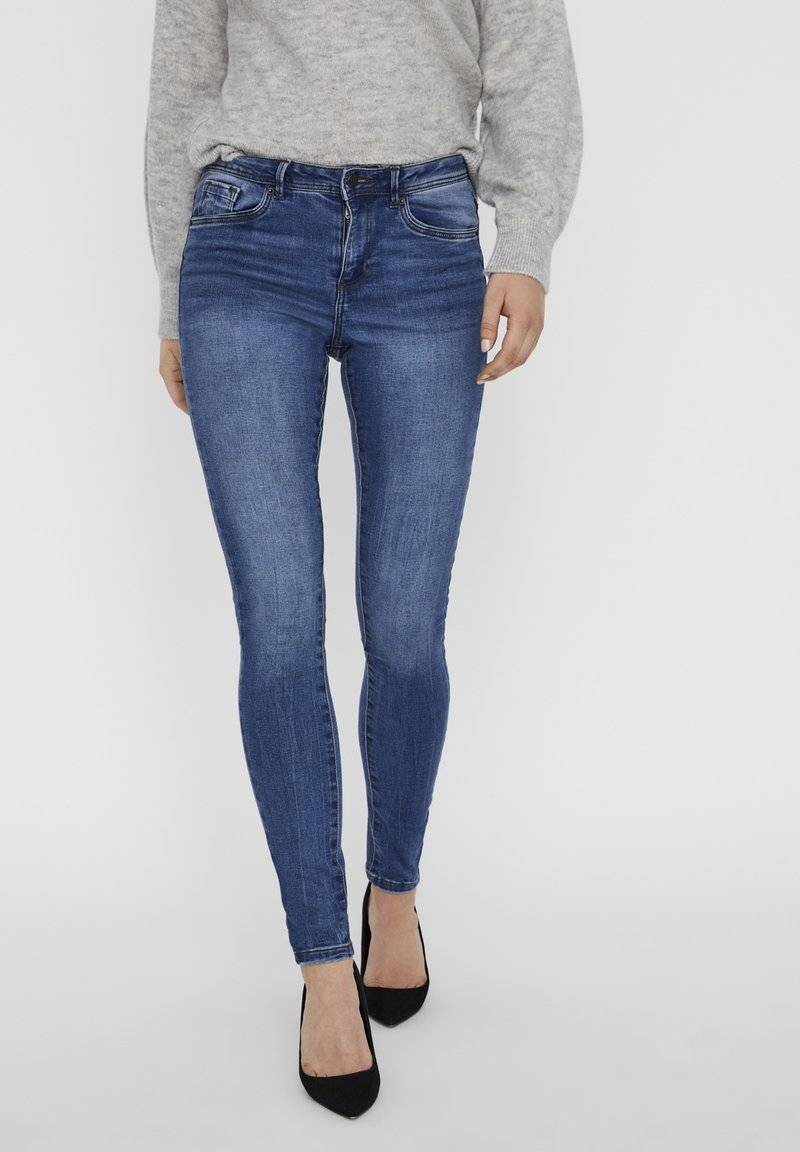 Vero Moda Vero Moda VMTANYA PIPING - Jeans Skinny Fit - medium blue denim