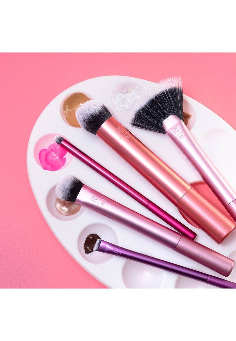 Real Techniques Real Techniques RT ARTIST ESSENTIALS SET - Makeup set Rabatt