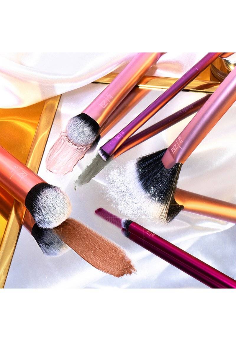 Real Techniques Real Techniques RT ARTIST ESSENTIALS SET - Makeup set Rabatt