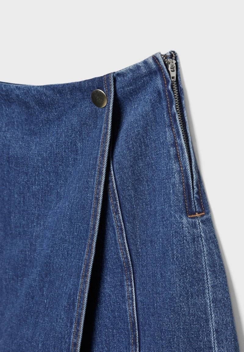 Stradivarius Stradivarius LATZ - Wrap skirt - royal blue Kostenlose Rückgabe
