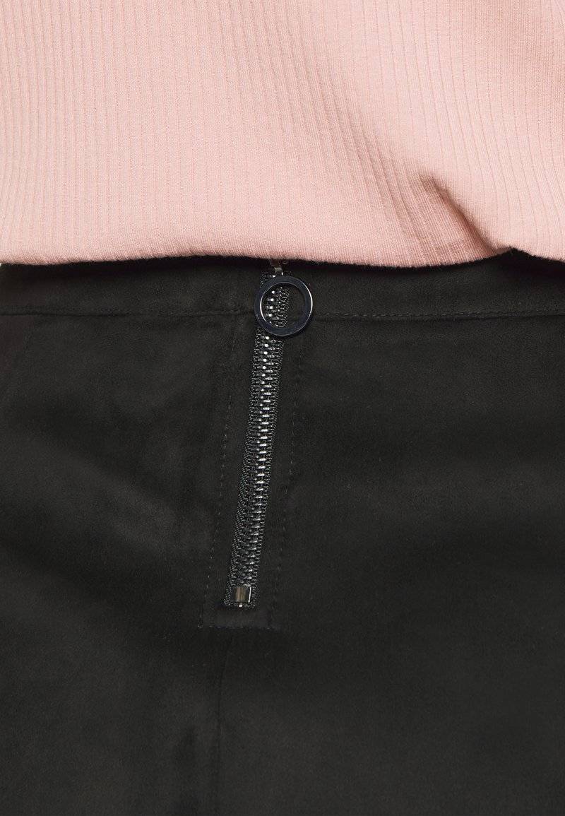 Vero Moda Petite Vero Moda Petite VMDONNADINA SHORT SKIRT - Mini skirt - black Neueste Stile