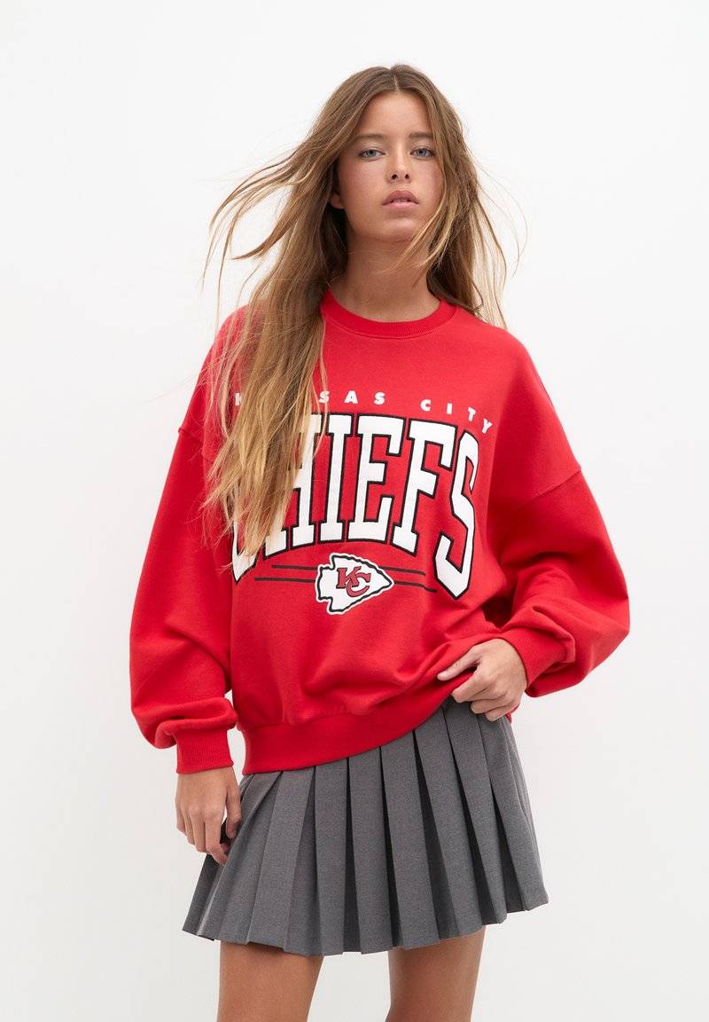 PULL&BEAR PULL&BEAR CHIEFS - Sweatshirt - red