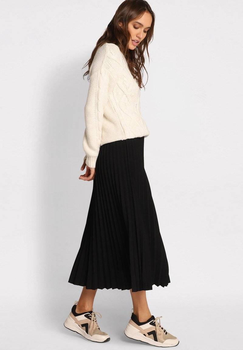 Cache Cache Cache Cache Pleated skirt - noir Nur noch ein Tag übrig