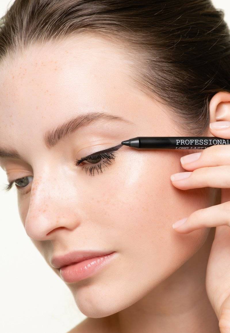 KORRES KORRES BLACK VOLCANIC MINERALS LONG LASTING EYELINER-STIFT - Eyeliner - black Günstiger Verkauf