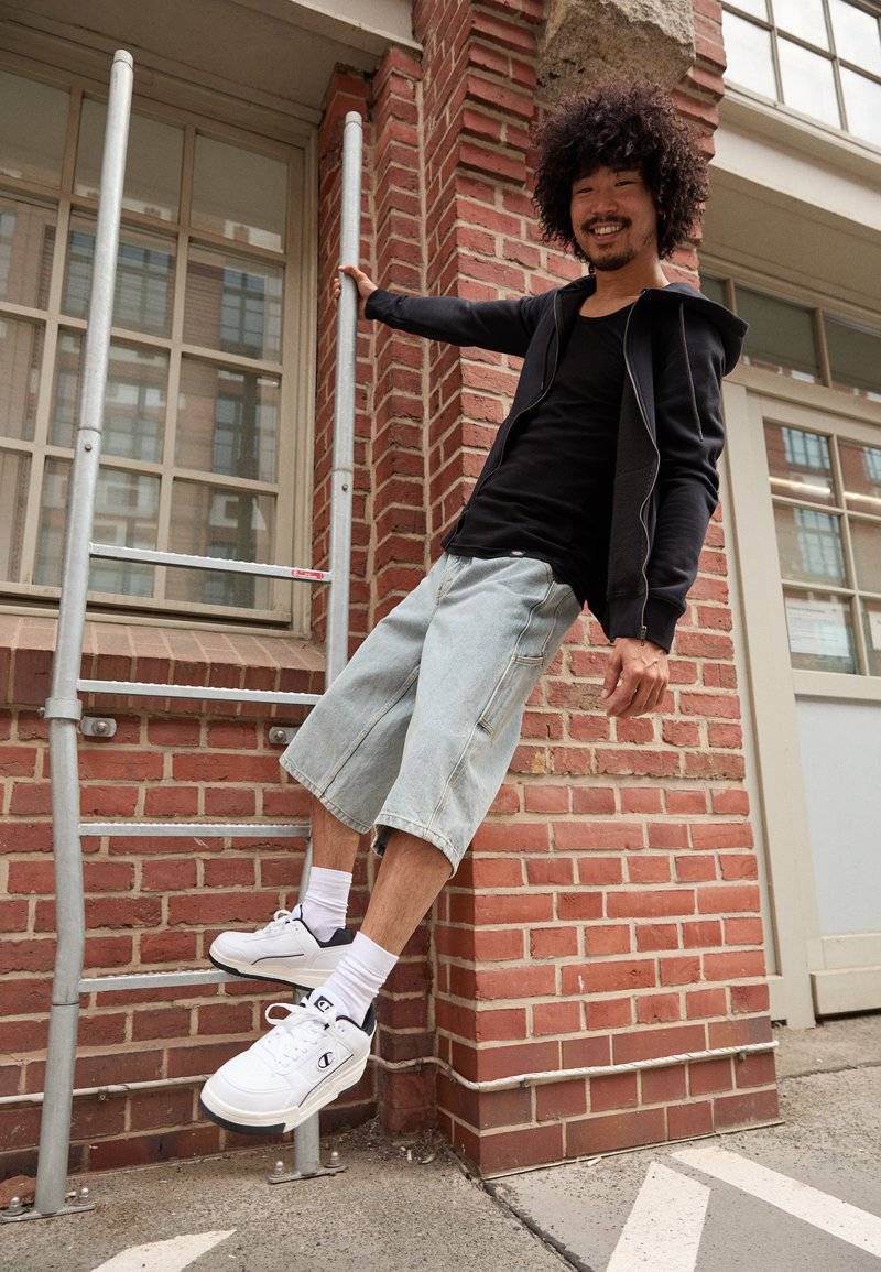 Champion Champion RD18 HERITAGE LOW - Training shoe Muttertagsangebot