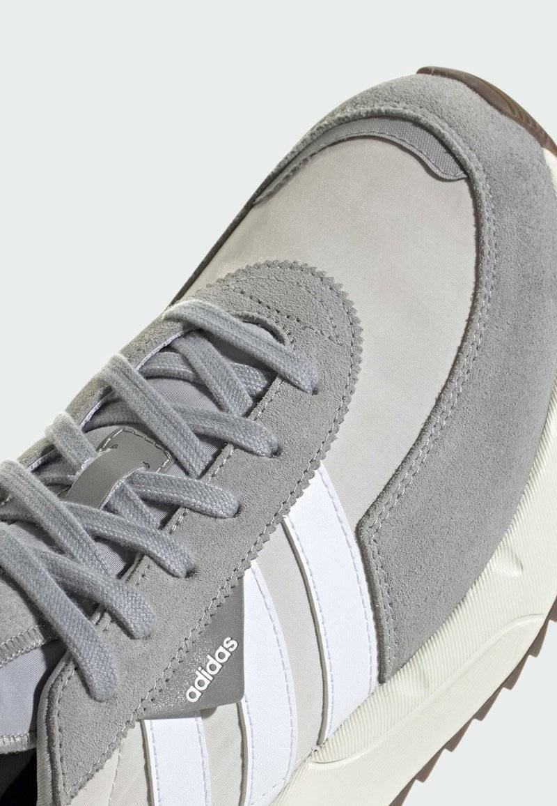 adidas Sportswear adidas Sportswear RETROPY F2 - Training shoe - mgh solid grey cloud white aluminium Discount Store für neue Produkte