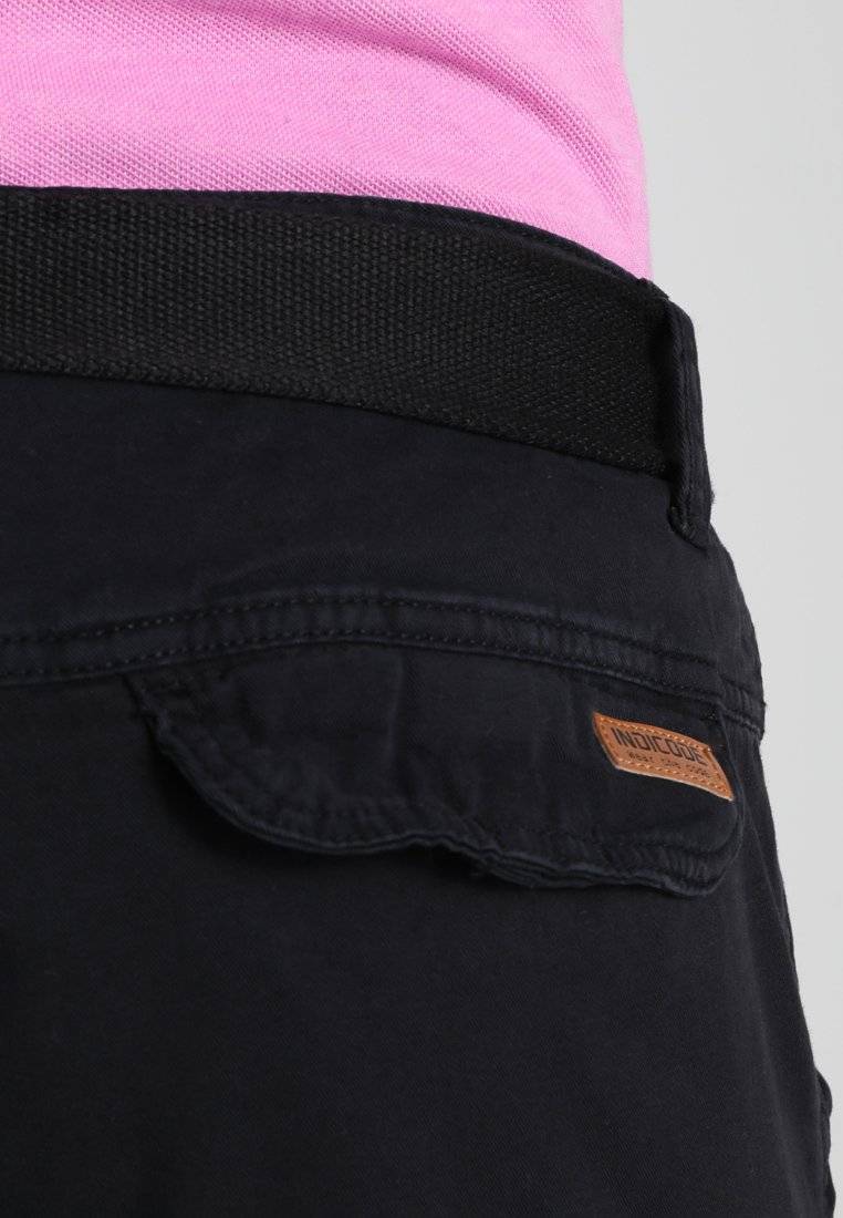 INDICODE JEANS INDICODE JEANS MONROE - Shorts - black Kostenloser Versand