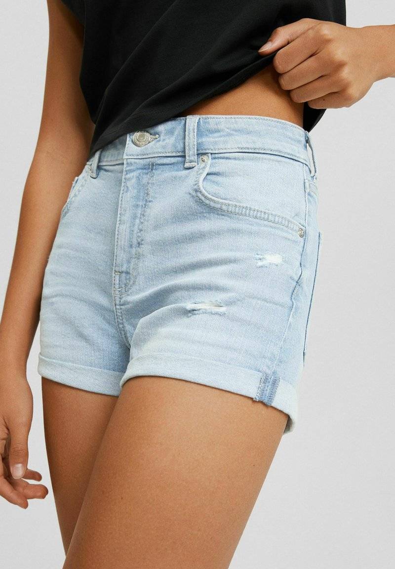 Bershka Bershka Denim shorts - light blue