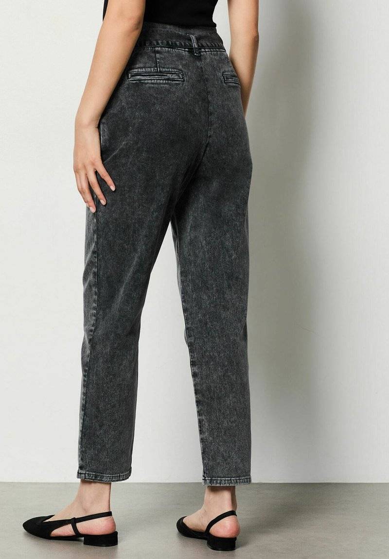 Etam Etam Jeans Tapered Fit - black denim Rabatt