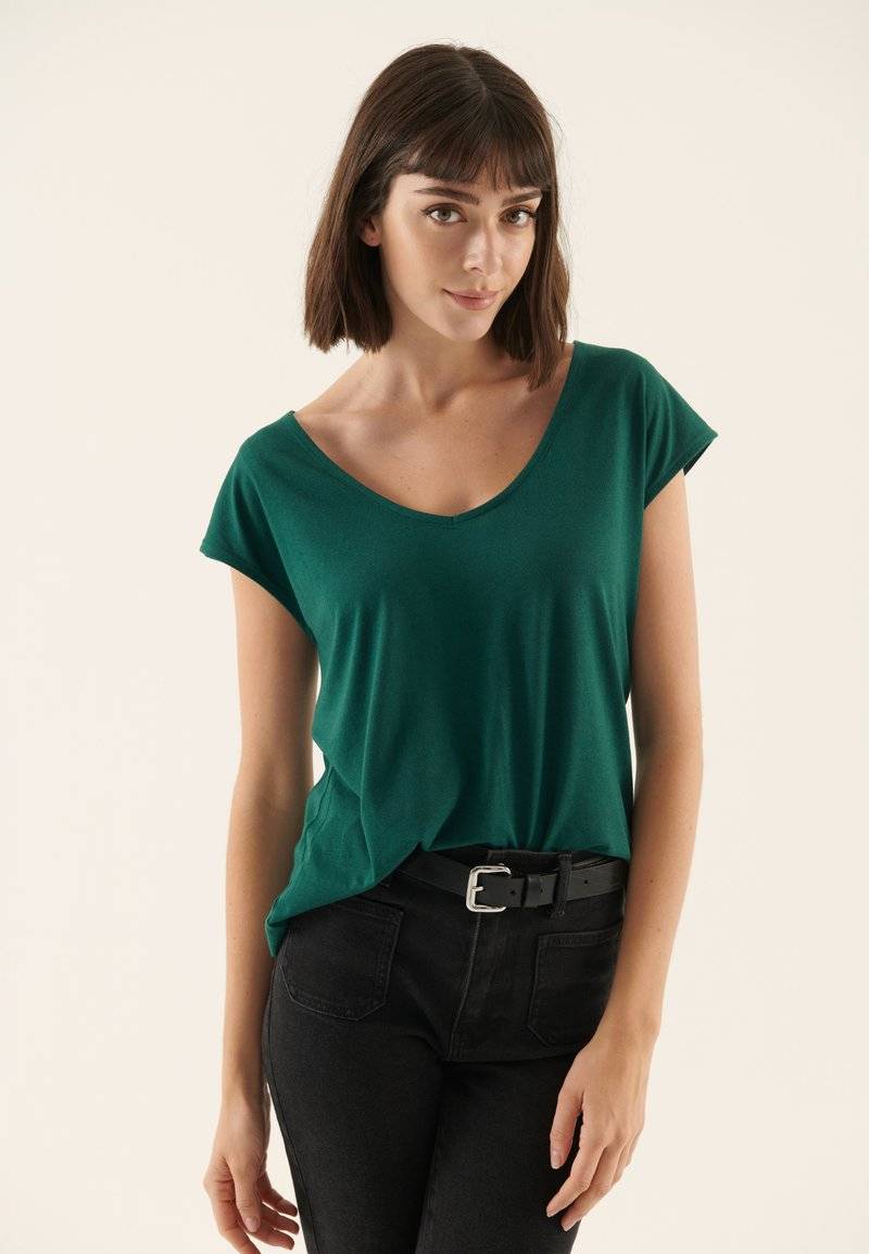 Anna Field Anna Field Basic T-shirt - dark green