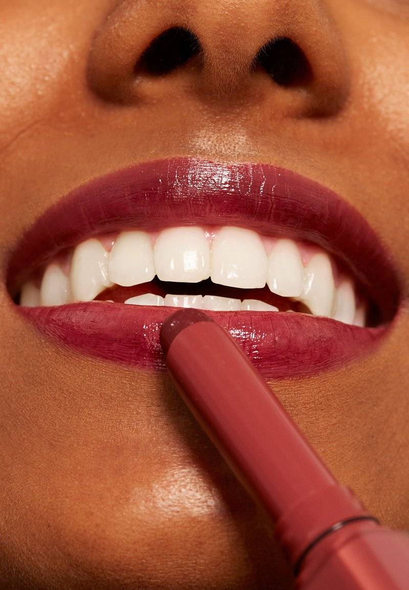 3ina 3ina THE COLOR LIP GLOW - Lipstick - 279 brown red Tägliche Deals