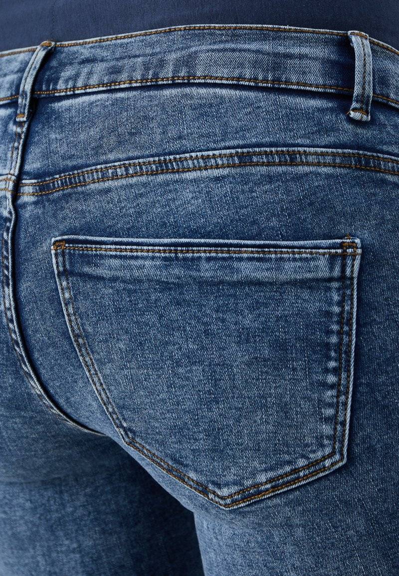 Vero Moda Maternity Vero Moda Maternity VMMSKYLAR - Jeans Skinny Fit - medium blue denim Begrenzt auf 3 Tage